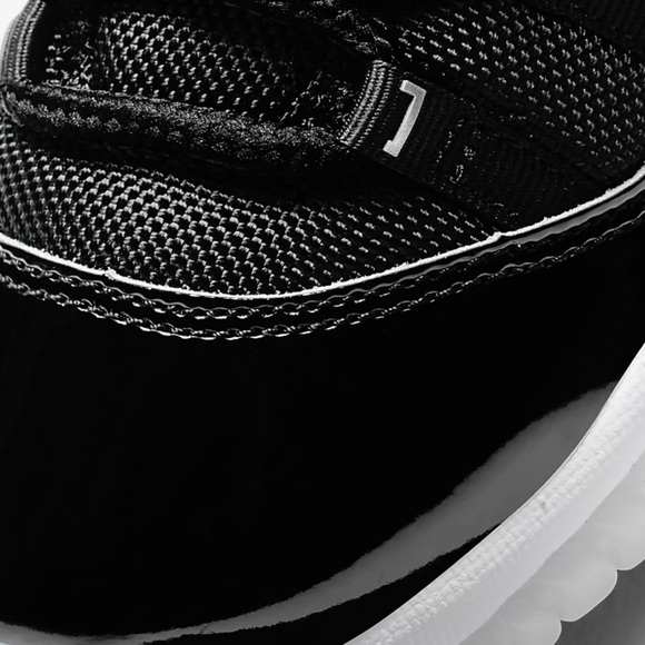 New Air Jordan 11 Retro Big Kids' Shoe Size 4Y - Picture 5 of 7